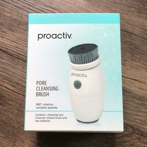 ☘️☘️ Proactiv Pore cleansing brush